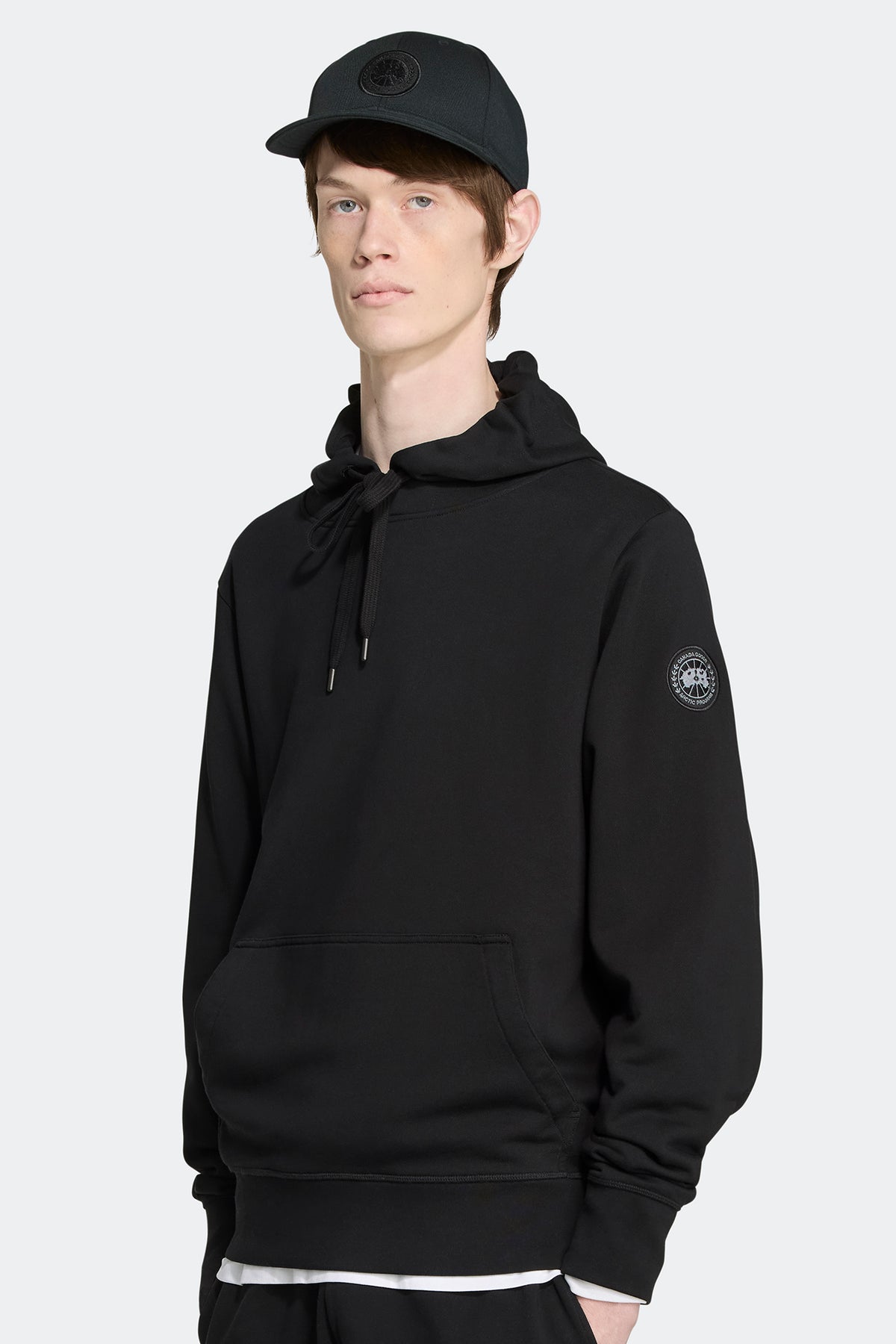 Huron Hoodie Black Disc - Black 61 - on_side_01