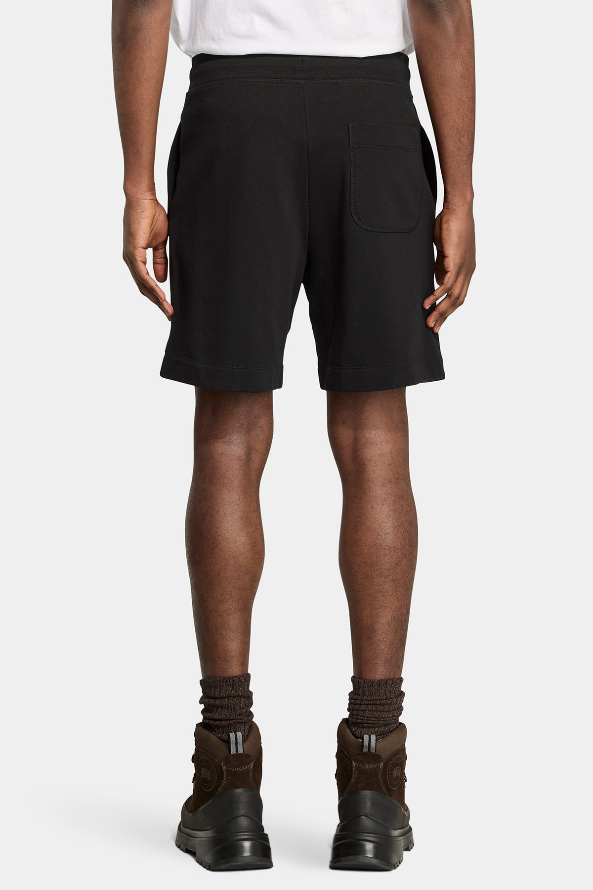 Huron Short - Black 61 - on_back_01