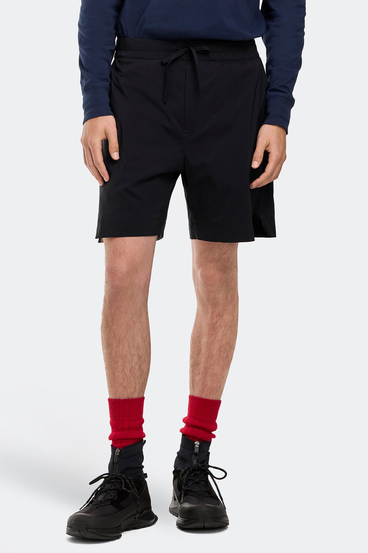 Killarney Short - Black 61 - on_front_01