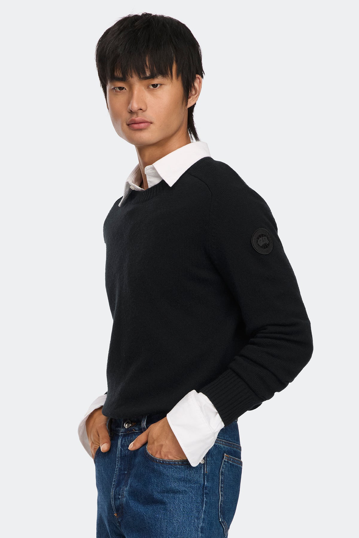 Matawin Knit Crew - Black 9061 - on_side_01