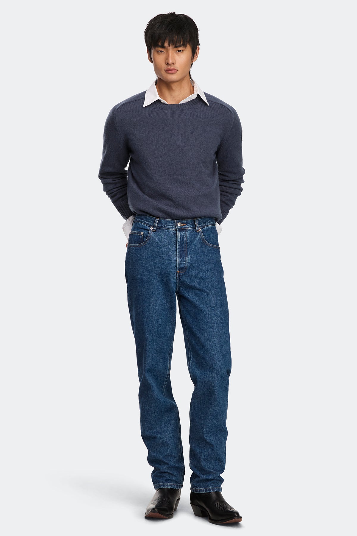 Matawin Knit Crew - Dusk Blue 9128 - on_full_body_01