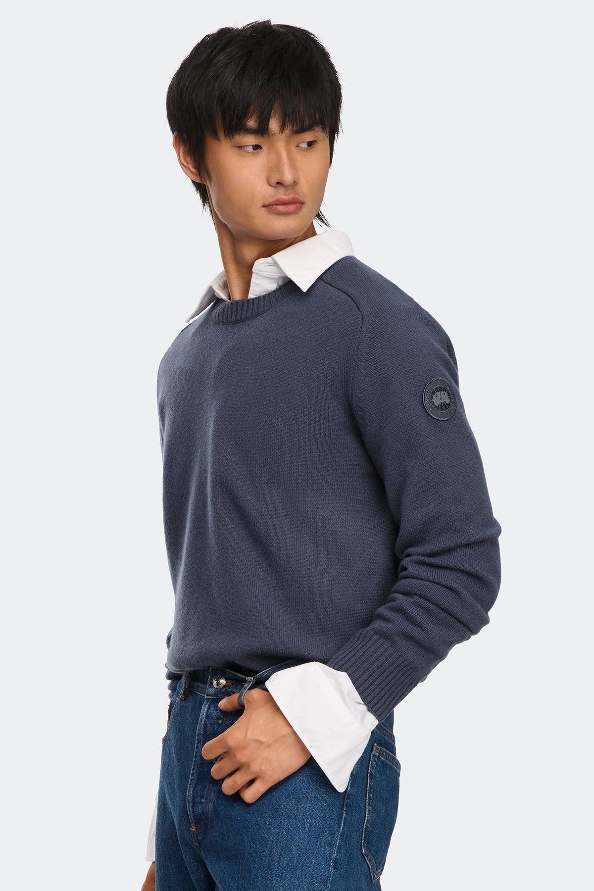 Matawin Knit Crew - Dusk Blue 9128 - on_side_01