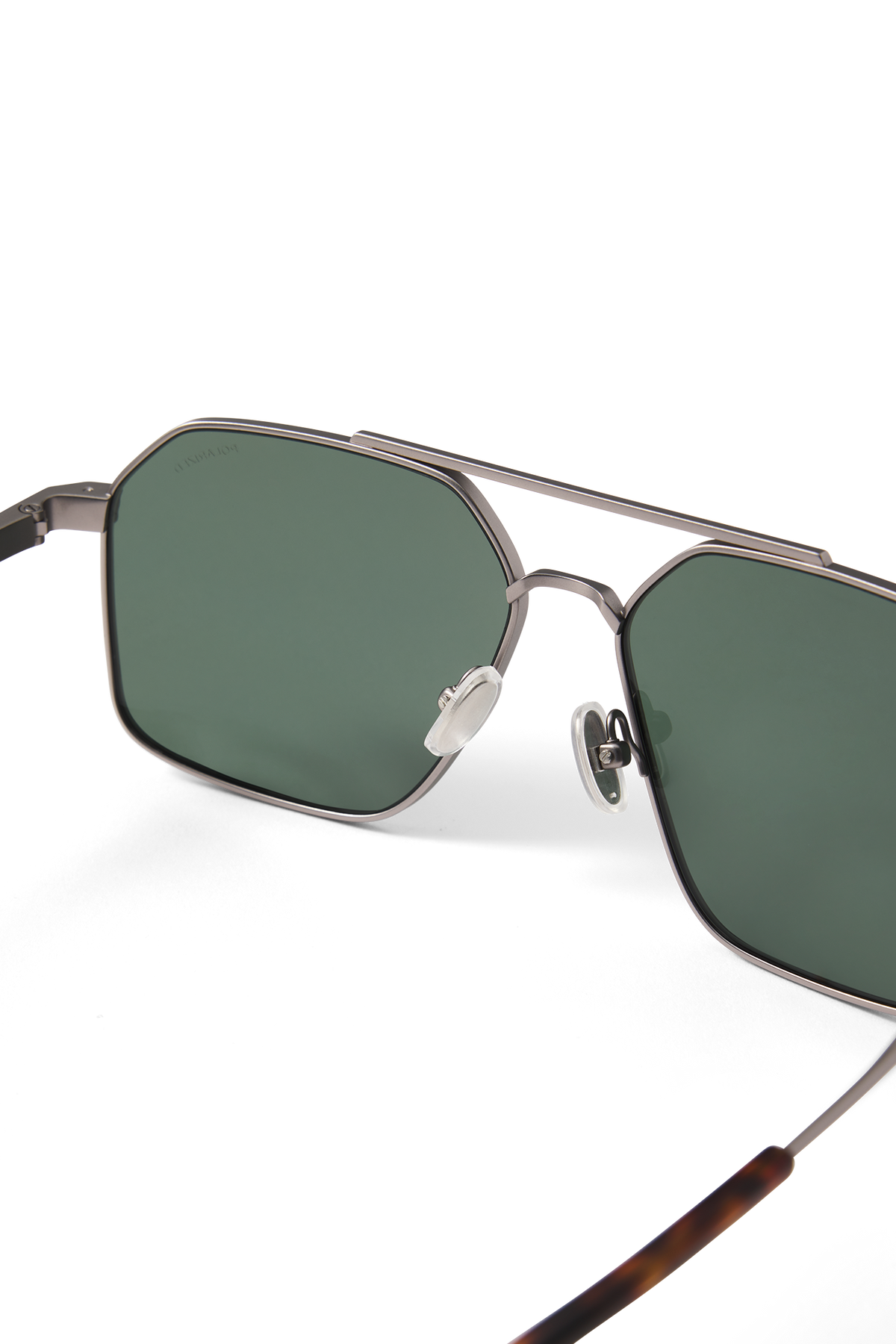 Moraine Sunglasses - Matte Light Gunmetal/Green 9866 - off_back_01