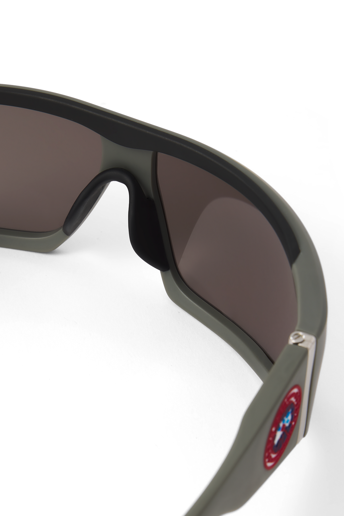 Summit Sunglasses - Matte Dark Sage/Green 9857 - off_back_01