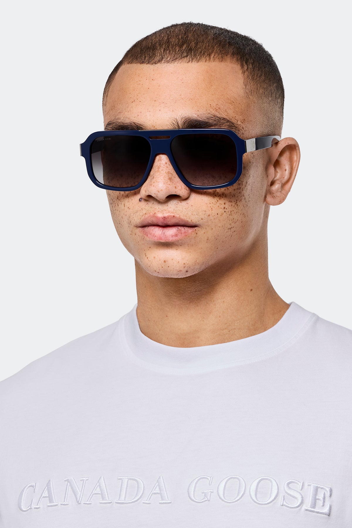 Milford Sunglasses - Blue/Gradient Grey 9805 - on_front_01