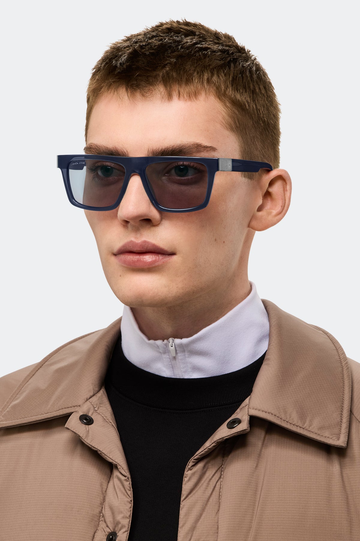 Vango Sunglasses - Blue/Solid Blue 9076 - on_front_01