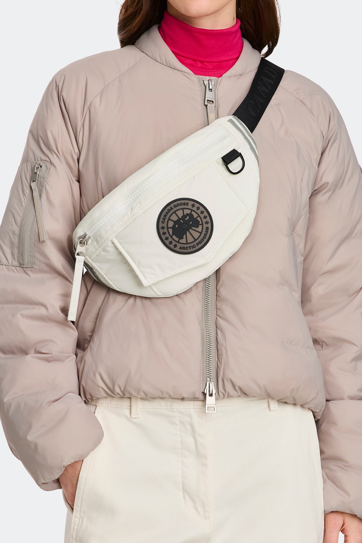 EnduraLuxe Waist Pack - Nrth Star Wh 9433 - on_front_02